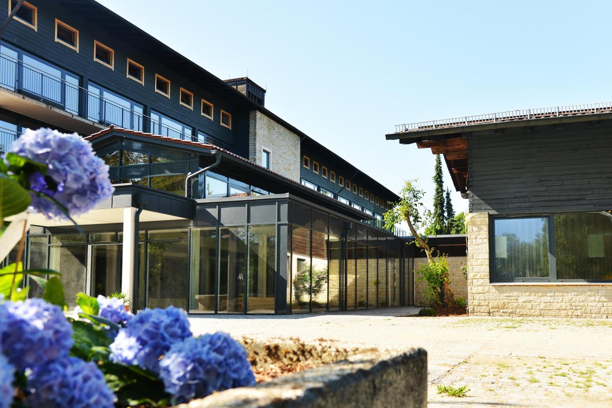 Das Dreiburgensee Naturhotel & Spa 터맨즈뱅 외부 사진